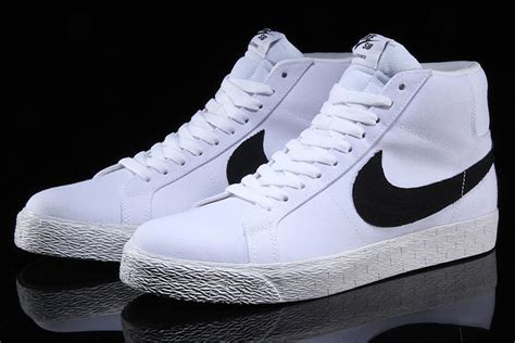 nike blazer schoenen|Nike Blazer shoes.